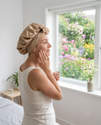 Bonnet de nuit en satin ajustable